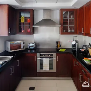 Dream - With Private Terrace, 29 Boulevard Downtown Dubai